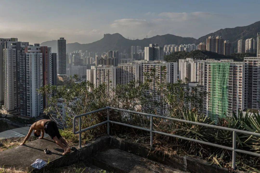 停车变住房与香港住进停车格的启示（两则）爱游戏最新家车孰重︱削车位、保住房：纽约(图13)