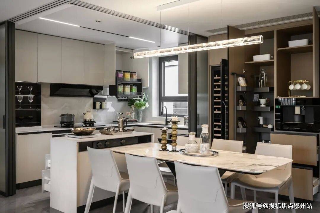 价格 交房时间→优缺点→开盘时间→值得买吗→售楼处发布→样板间24小时预约-电话ayx爱游戏app体育首页：上海·宝山【招商·时代乐章】售楼处电话→户型图 最新(图18)